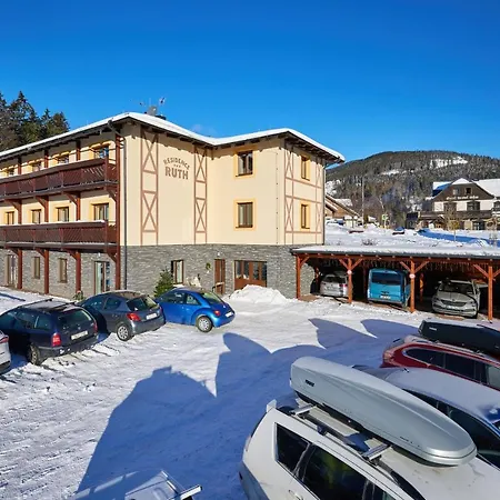 Ruth Casa de hóspedes